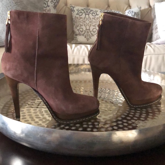 Browns ID Brown suede bootie - Picture 3 of 5